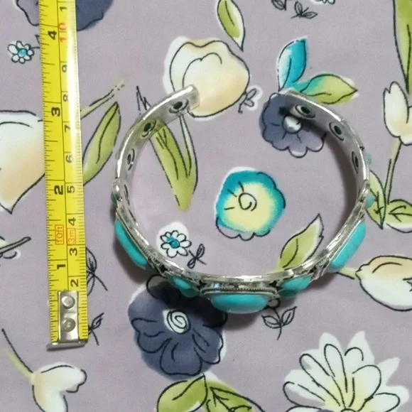 Turquoise and Silver Metal Cuff Bracelet - Picture 7 of 7